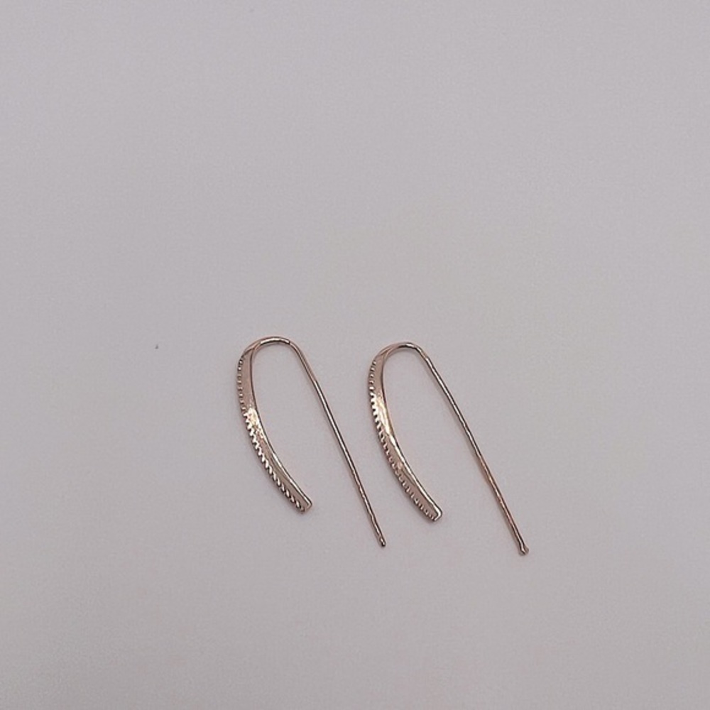 14 rose gold diamond hook earrings - Picture 4 of 7